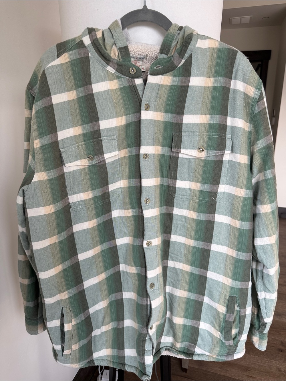 Carbon2Cobalt  green plaid flannel fleece lined button front hooded shacket - XL